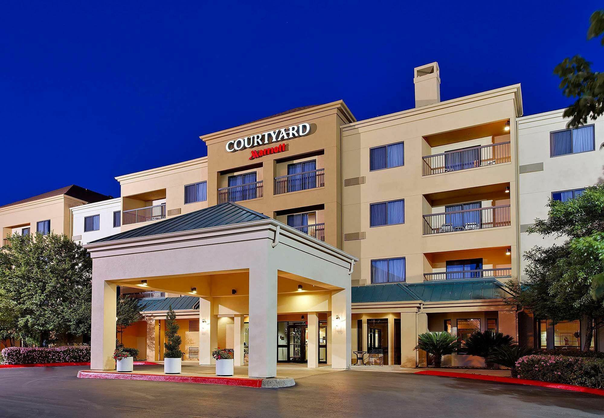 Courtyard Austin South Hotel Ngoại thất bức ảnh